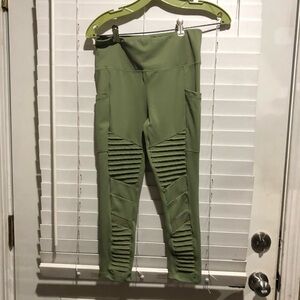 Constantly Varied Gear Leggings